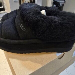 UGG TAZZLITA BLACK SUEDE SHEEPSKIN WOMEN'S US SIZE 9 NEW Slippers Mules